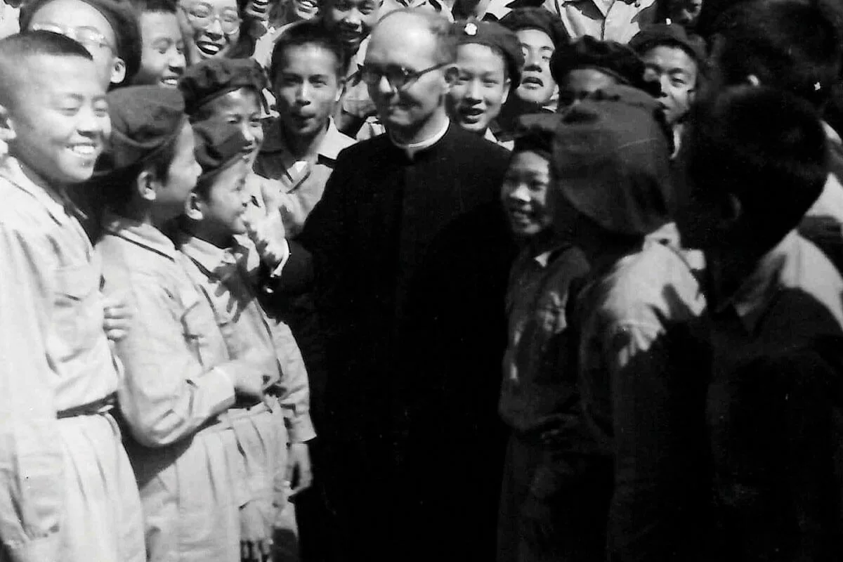 modesto-china-1.webp